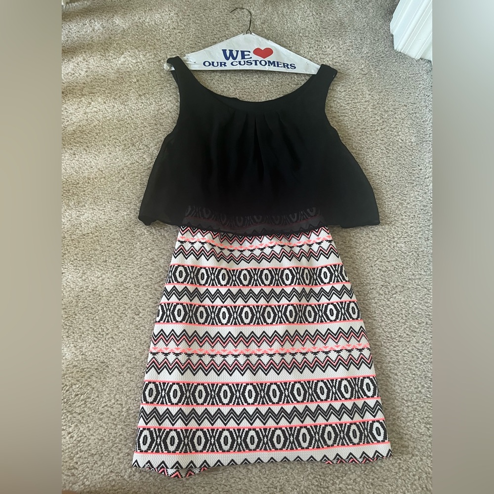 Emerald Sundae black white neon pink dress large juniors